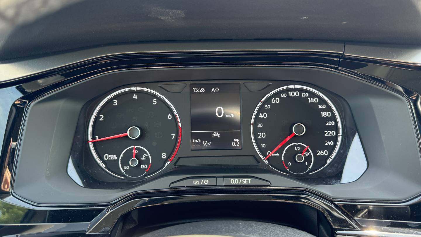 VWpolo-cockpit_IMG_2054.jpg