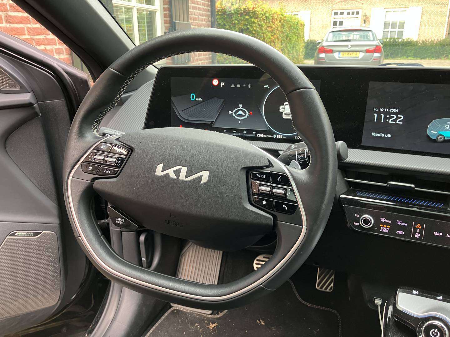 Kia 7.jpg